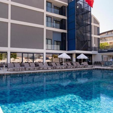 Side Square Hotel Ngoại thất bức ảnh