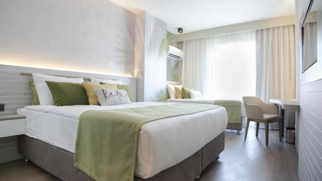 Side Square Hotel Ngoại thất bức ảnh