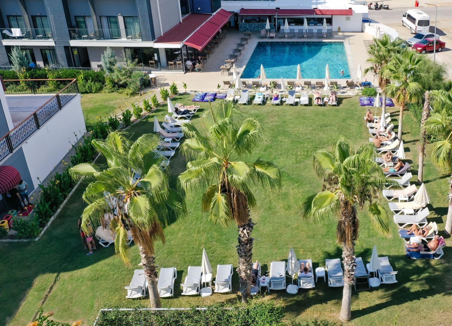 Side Square Hotel Ngoại thất bức ảnh