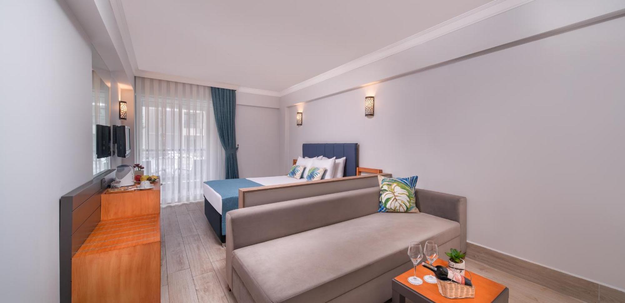 Side Square Hotel Ngoại thất bức ảnh